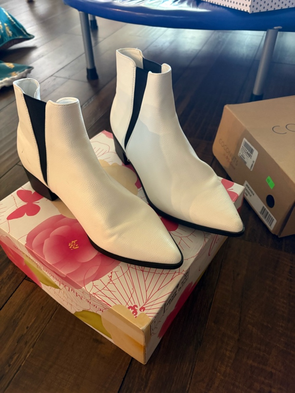 a.n.a White Pointed Chelsea Ankle Booties with Black Elastic